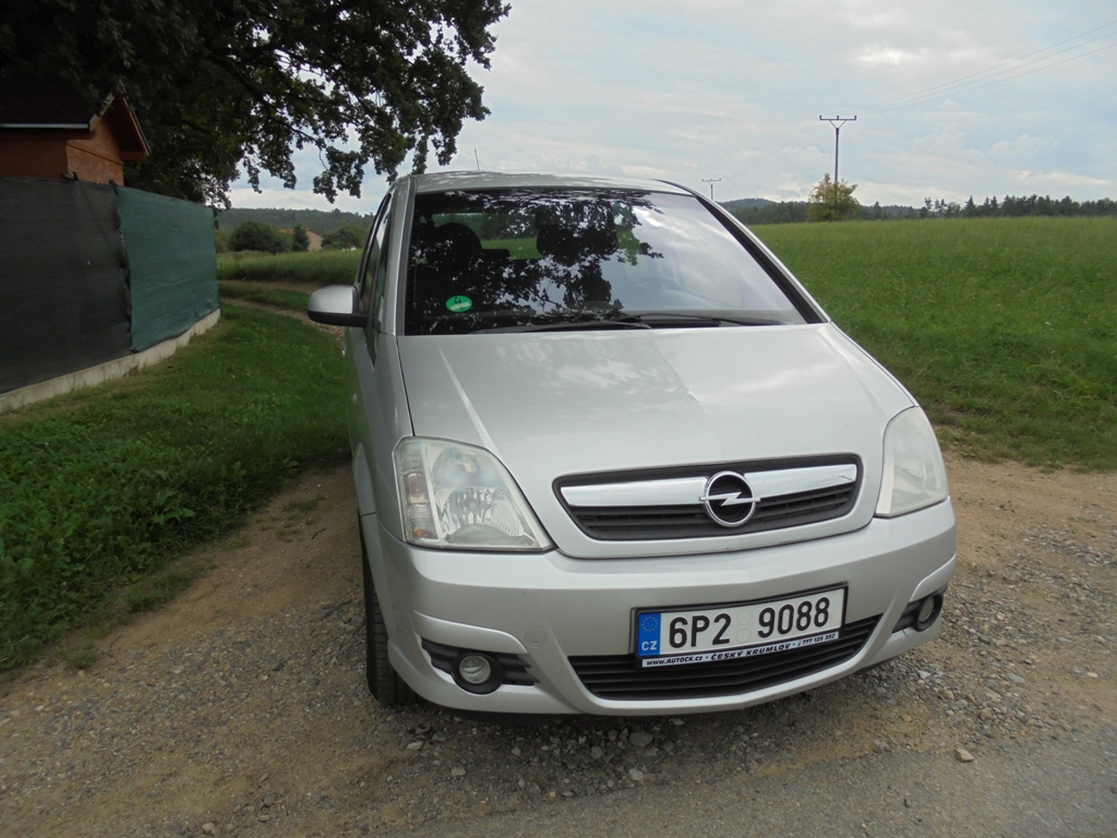 Opel Meriva 1,3 CDTi 55kw,tažné,aut.klima,moc pěkná 